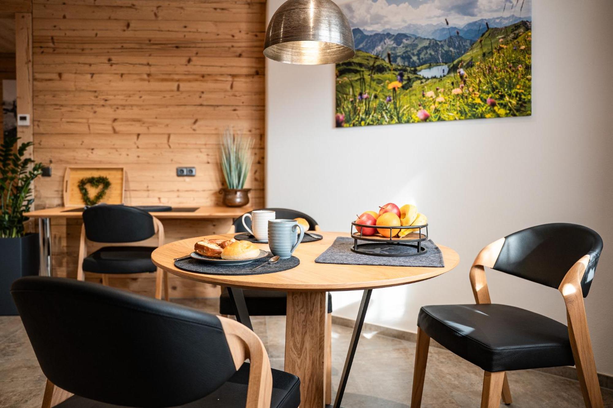 Luxus Im Allgaeu - Zirbenholz Schlafzimmer - Terrasse Mit Bergblick - Infrarotkabine