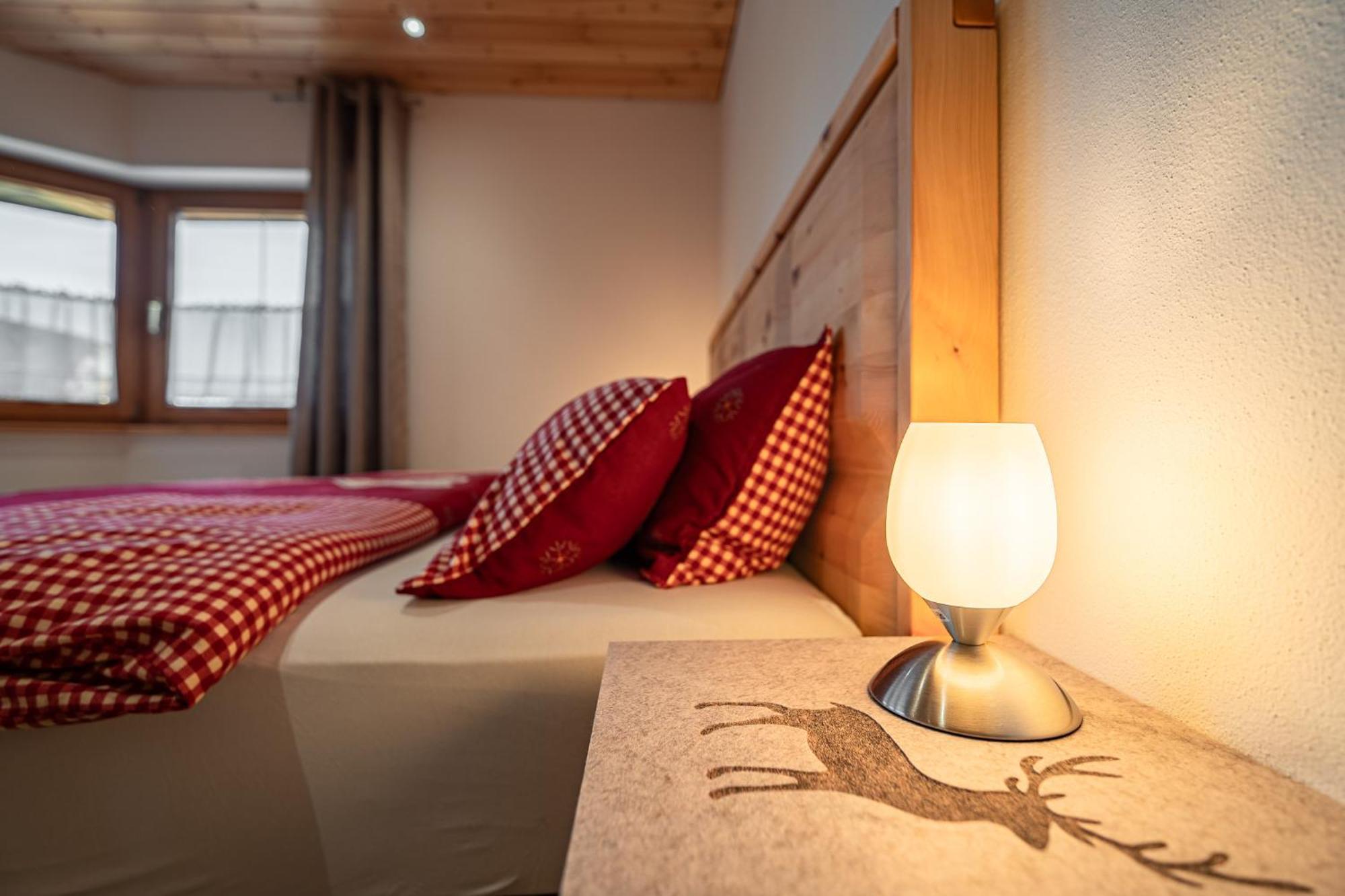Appartamento Luxus Im Allgaeu - Zirbenholz Schlafzimmer - Terrasse Mit Bergblick - Infrarotkabine